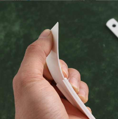 Шпатель для нанесения клея фото 4