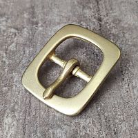 Пряжка 25 мм латунная c перекладиной 25L-009   