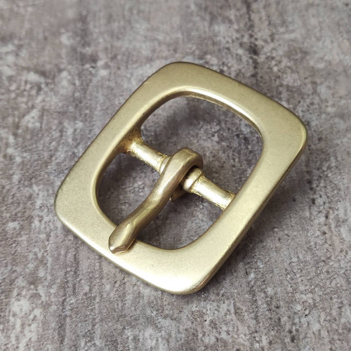 Пряжка 25 мм латунная c перекладиной 25L-009 Пряжка 25 мм латунная c перекладиной 25L-009