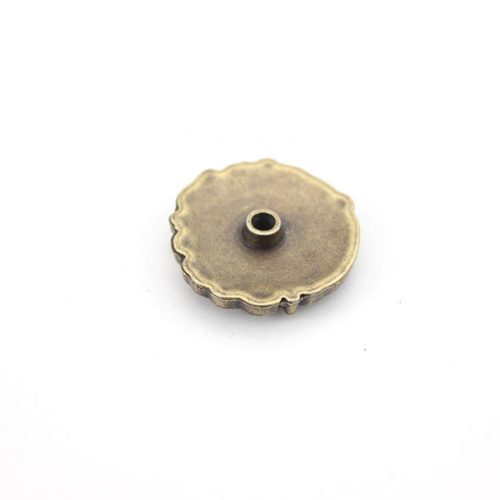 Кончо для кожаных изделий 24 мм Дракон с бусинами фото 3 Кончо для кожаных изделий 24 мм Дракон с бусинами фото 3