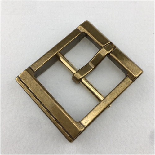 Пряжка 40 мм латунная с перекладиной Антик L997/1 | Галерея фото | Pava.pro Пряжка 40 мм латунная с перекладиной Антик L997/1 PR 40L 997/1 - фото товара