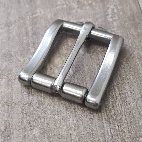 Пряжка 23 мм с роликом стальная W069 | Галерея фото | Pava.pro Пряжка 23 мм с роликом стальная W069 PR 23S W069 - фото товара