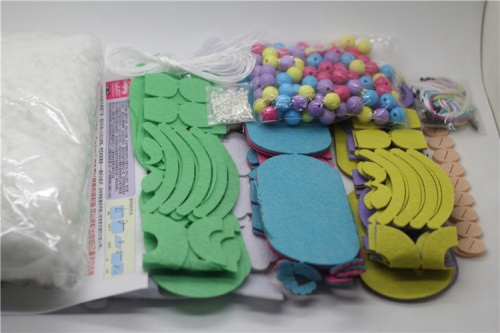 Вырубка из фетра Кошелек с лошадкой | Галерея фото | Pava.pro фото 5 Вырубка из фетра Кошелек с лошадкой FT XQ-1438 - фото товара фото 5