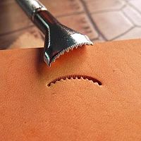 Штамп для тиснения по коже V-708 LS  - купить для кожевенного хобби