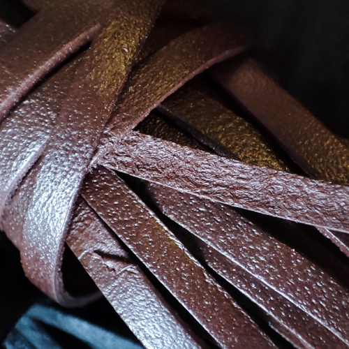 Шнур кожаный плоский 4х1 мм фото 11