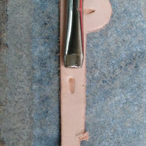 Штамп для тиснения по коже A-104-B LS | Галерея фото | Pava.pro Штамп для тиснения по коже A-104-B LS LS A-104B - фото товара