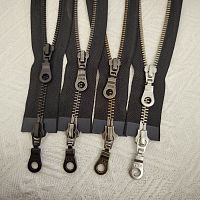 Молния металлическая №5 YKK разъемная 75-90 см