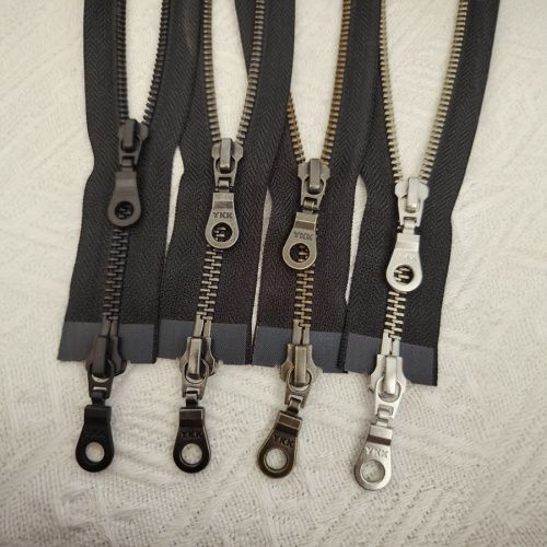 Молния металлическая №5 YKK разъемная 75-90 см Молния металлическая №5 YKK разъемная 75-90 см