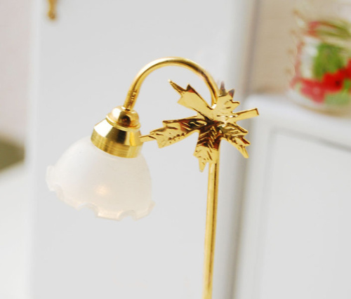 Торшер с листиком на батарейке для кукол Миниатюра 1:12  SH LF105 - фото товара фото 3