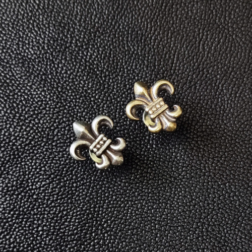 Кончо для кожаных изделий 14 мм Лилия королевская Латунь Кончо для кожаных изделий 14 мм Лилия королевская Латунь