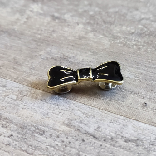 Кончо для кожаных изделий 32 мм Бантик латунь | Галерея фото | Pava.pro фото 2 Кончо для кожаных изделий 32 мм Бантик латунь KM 3215 - фото товара фото 2