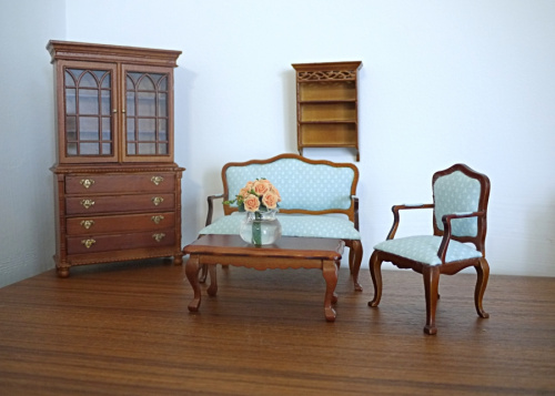 Миниатюра для кукол Столик овальный с резьбой | Галерея фото | Pava.pro фото 2 Миниатюра для кукол Столик овальный с резьбой D JYP-0003 - фото товара фото 2