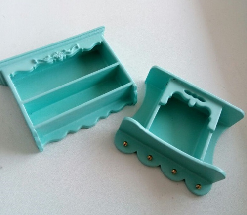 Полочки голубые для кукол Миниатюра 1:12 фото 3