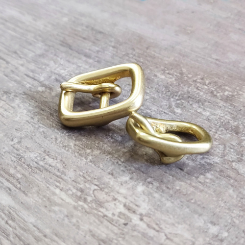 Пряжка 15 мм латунная с перекладиной 15L-201 фото 3