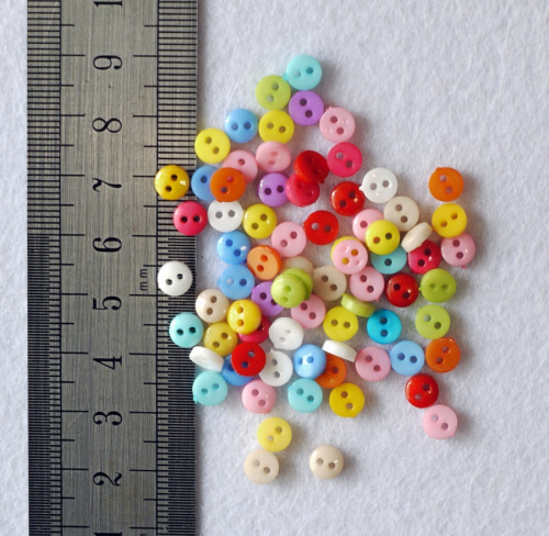 Пуговки разноцветные 6мм | Галерея фото | Pava.pro Пуговки разноцветные 6мм - фото товара