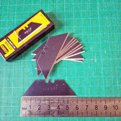 Нож для кожи профессиональный со сменным лезвием Nattools фото 2