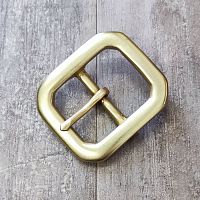 Пряжка 35 мм латунная с перекладиной L63  - купить для кожевенного хобби