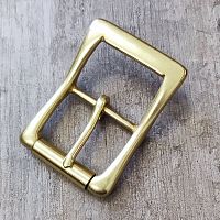 Пряжка 41 мм латунная с роликом и перекладиной L472  - купить для кожевенного хобби