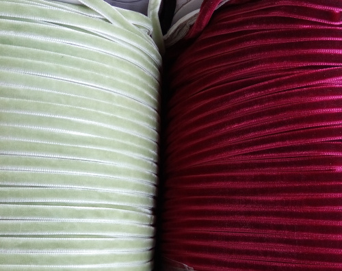 Лента бархатная 4,5 мм Лента бархатная 4,5 мм