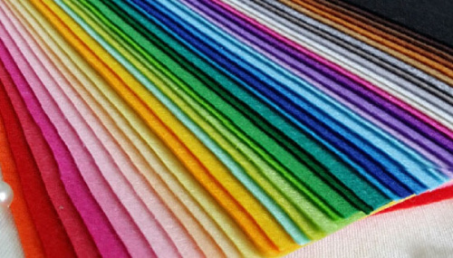 Фетр жесткий 1 мм 30х30 см Поштучно Фетр жесткий 1 мм 30х30 см Поштучно