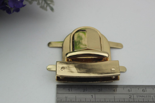 Уценка! Застежки портфельные 30-40 мм с рельефной кнопкой фото 3