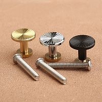 Винт ременной 15 мм Рифленый