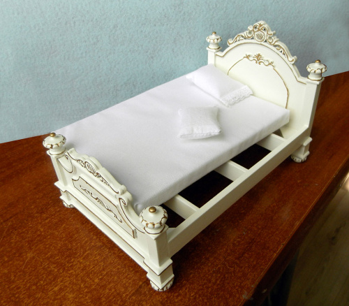 Миниатюра для кукол Кровать Белая Премиум | Галерея фото | Pava.pro фото 3 Миниатюра для кукол Кровать Белая Премиум - фото товара фото 3