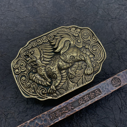 Пряжка для ремня декоративная, с шипом 38 мм Лев фото 5