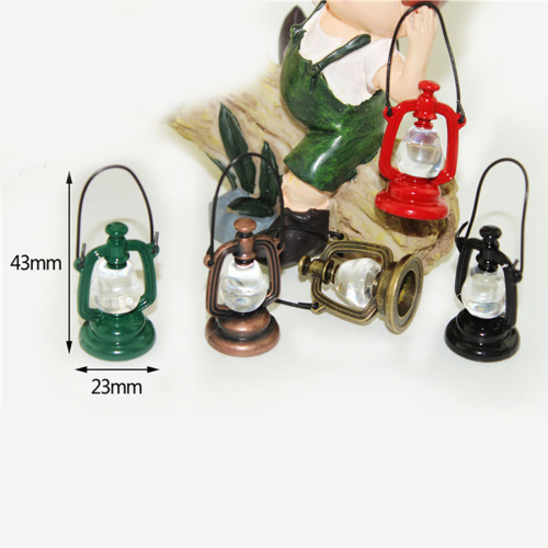 Лампа переносная для кукольного домика декоративная фото 5 Лампа переносная для кукольного домика декоративная фото 5