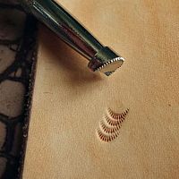 Штамп для тиснения по коже U-857 LS  - купить для кожевенного хобби