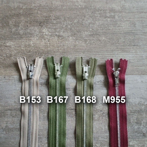 Молния металлическая №3 20см зубья под серебро YKK Япония фото 9 Молния металлическая №3 20см зубья под серебро YKK Япония фото 9