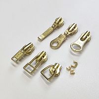 Бегунок с пуллером для молнии №3 YKK, цвет золото