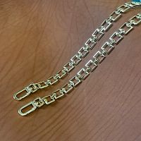 Цепь галантерейная квадратные звенья с карабином 60 см  - купить для кожевенного хобби