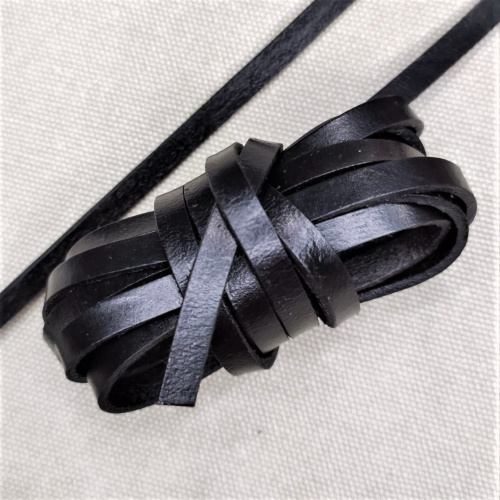 Шнур кожаный плоский 6х2 мм