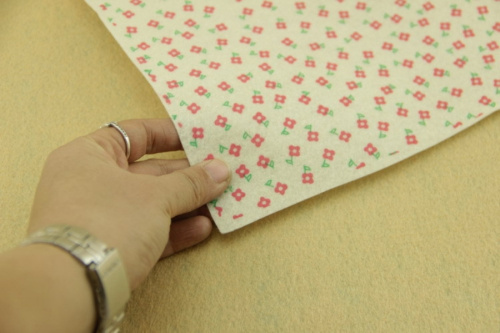 Фетр жесткий 1 мм 30х30 см принт Маленькие цветочки фото 2 Фетр жесткий 1 мм 30х30 см принт Маленькие цветочки фото 2