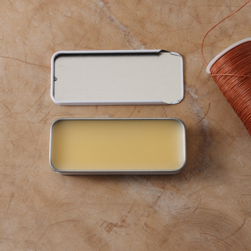 Воск для вощения нитей VK-009 | Галерея фото | Pava.pro фото 3 Воск для вощения нитей VK-009 VK-009 - фото товара фото 3