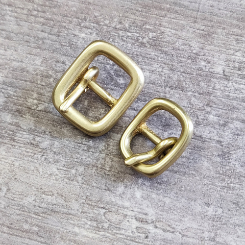 Пряжка 15 мм латунная с перекладиной 15L-201