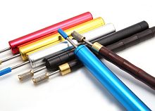 Инструмент для окрашивания уреза кожи со сменными роликами