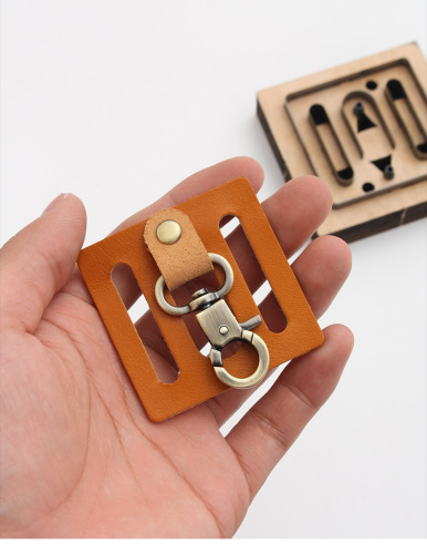 Штанцформы (вырубные штампы) Хлястик с карабином  ST  8150 - фото товара фото 2