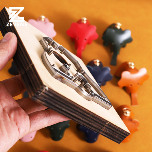 Штанцформы (вырубные штампы) для брелка Бычок  ST 4806 - фото товара фото 4