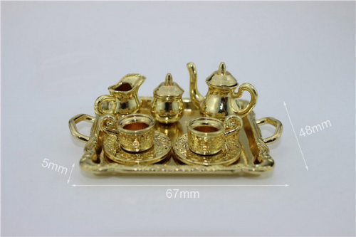 Набор металлический посуды на подносе для кукол фото 2 Набор металлический посуды на подносе для кукол фото 2