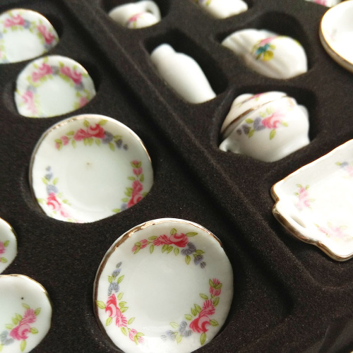 Фарфоровый сервиз для кукол Большой 40 предметов  DJY-P042 - фото товара фото 7