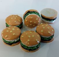 Гамбургер для кукол 