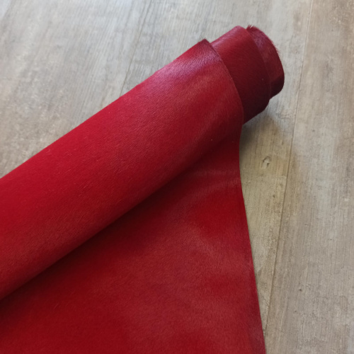 Кожа с ворсом (мех пони) 1,2 мм Красный Италия фото 3