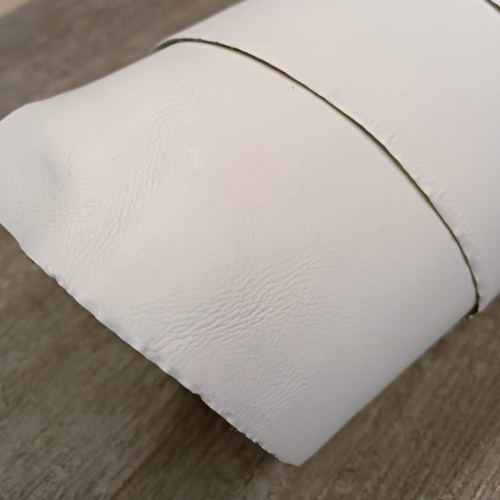 Кожа КРС 1,5 мм с покр. Белой термопленкой фото 3