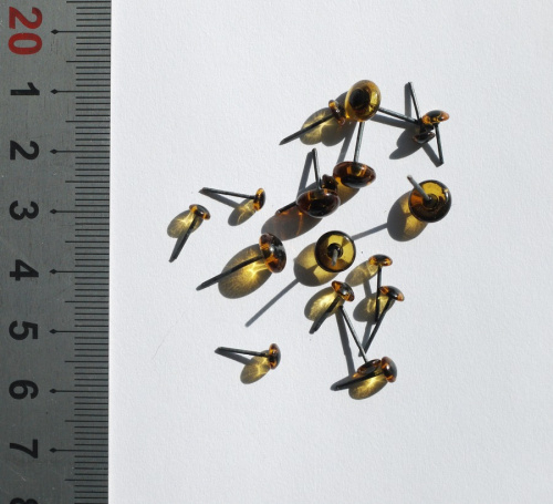 Глазки-гвоздики коричневые стеклянные для игрушек 2шт фото 2 Глазки-гвоздики коричневые стеклянные для игрушек 2шт фото 2