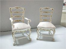 Стул для кукол резной белый с розовой обивкой  Миниатюра 1:12  - купить для кожевенного хобби