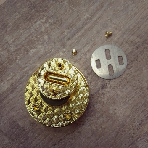 Застежка для сумки S-038 | Галерея фото | Pava.pro фото 3 Застежка для сумки S-038 ZT S-038 - фото товара фото 3