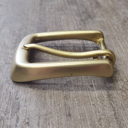 Пряжка 35 мм латунная L626 | Галерея фото | Pava.pro фото 4 Пряжка 35 мм латунная L626 PR 35L-626 - фото товара фото 4