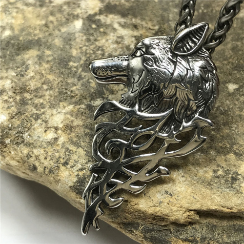 Подвеска декоративная Волк | Галерея фото | Pava.pro Подвеска декоративная Волк - фото товара